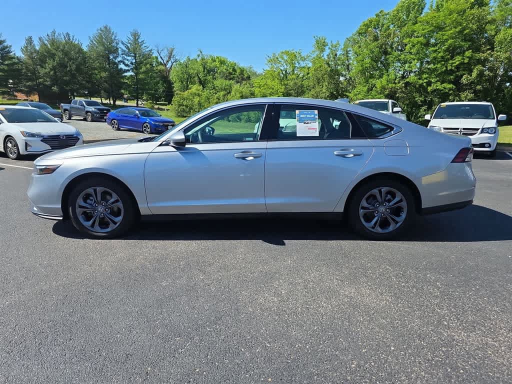 Used 2023 Honda Accord EX image 6