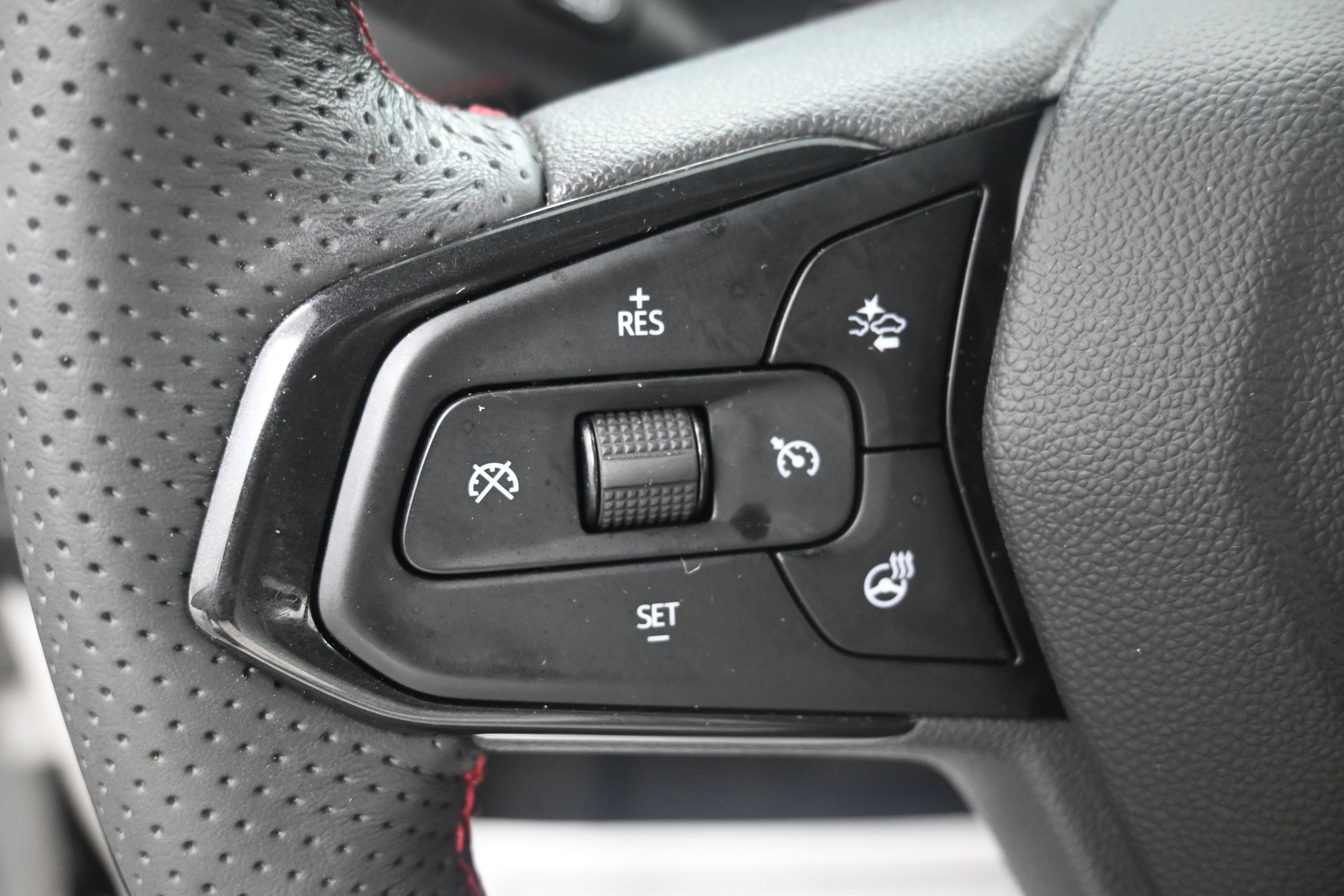 Used 2023 Chevrolet TrailBlazer RS w/ Convenience Package FWD image 20