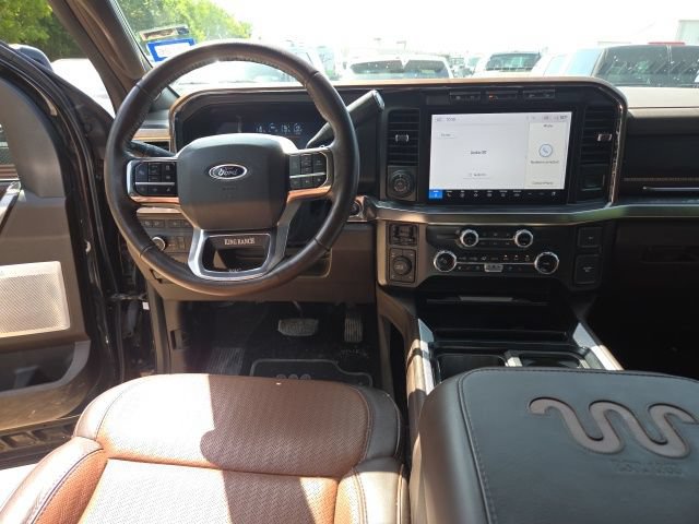 Used 2024 Ford F350 King Ranch AWD/4WD image 7