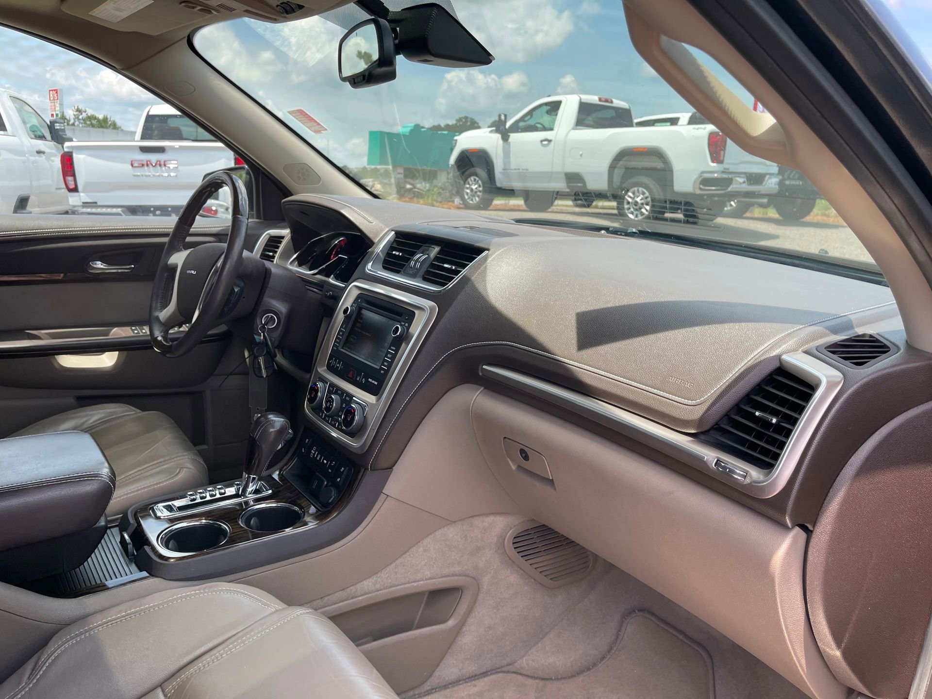 Used 2015 GMC Acadia Denali FWD image 28