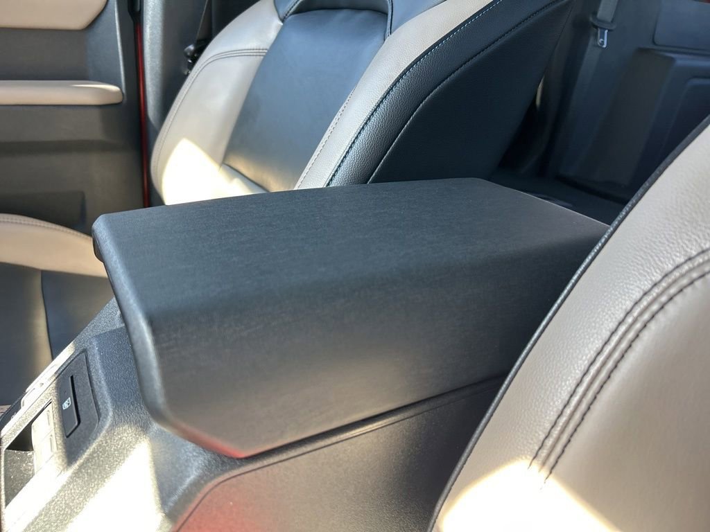 Used 2023 Ford Bronco Wildtrak image 35