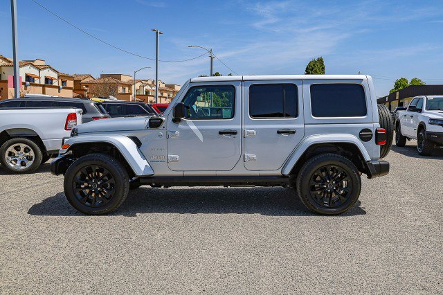 Used 2024 Jeep Wrangler Sahara w/ Technology Group AWD/4WD image 7