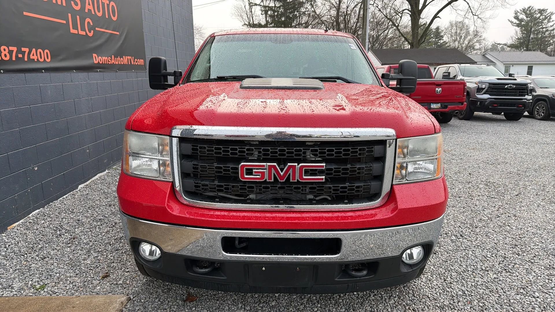 Used 2011 GMC Sierra 2500 SLT w/ SLT Convenience Package image 9