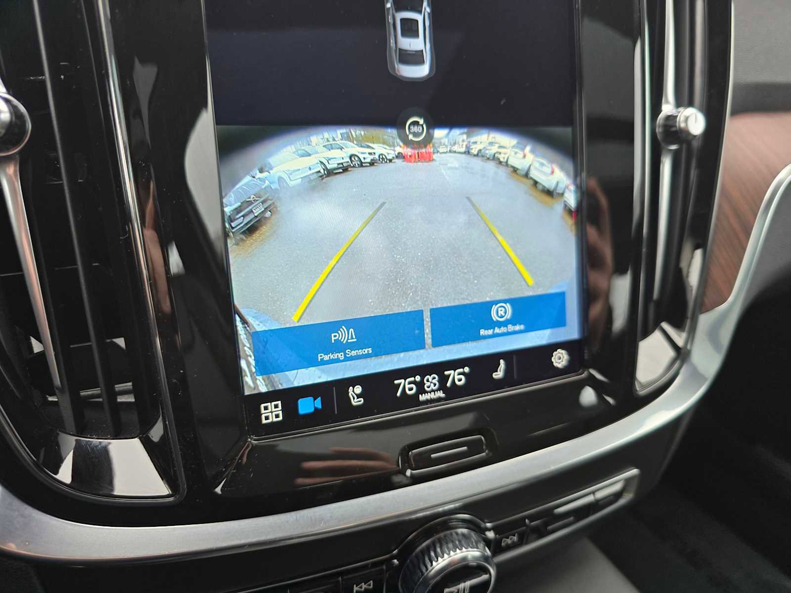 Certified 2023 Volvo S60 T8 Plus w/ Climate Package image 32