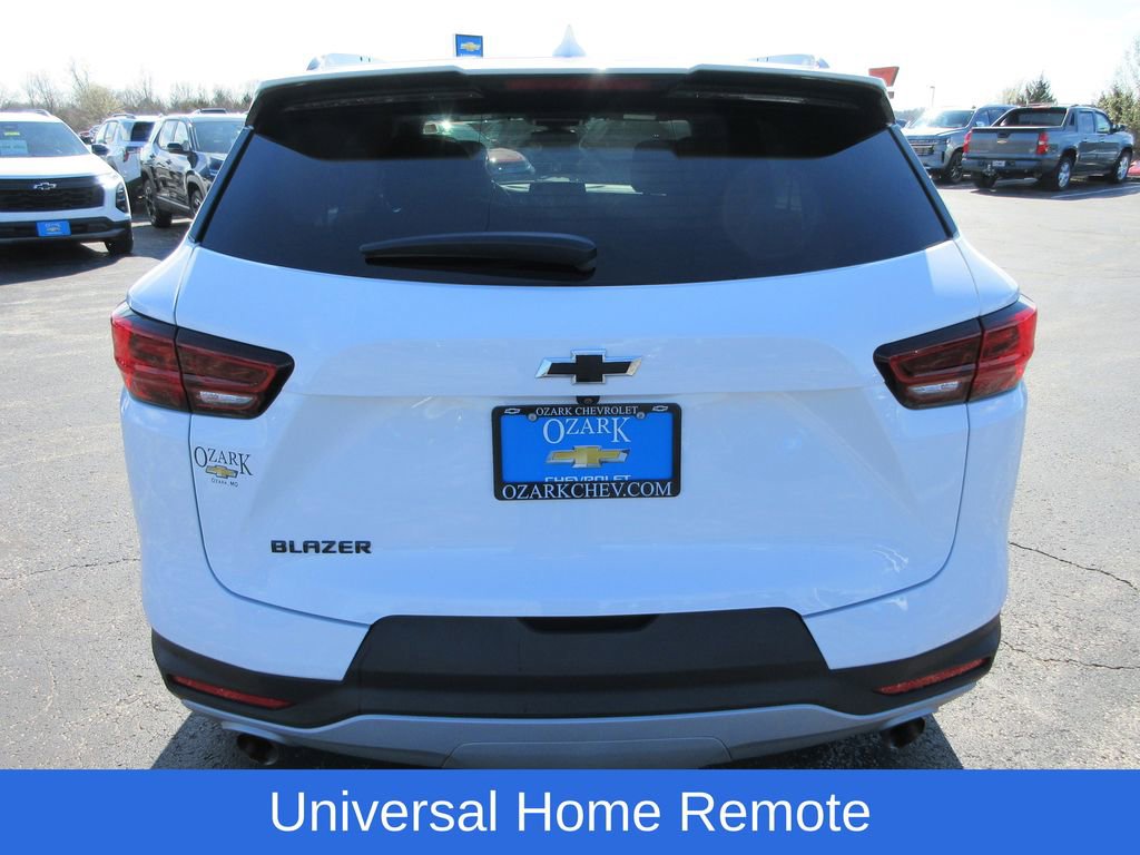 Used 2023 Chevrolet Blazer LT w/ Convenience Package image 4