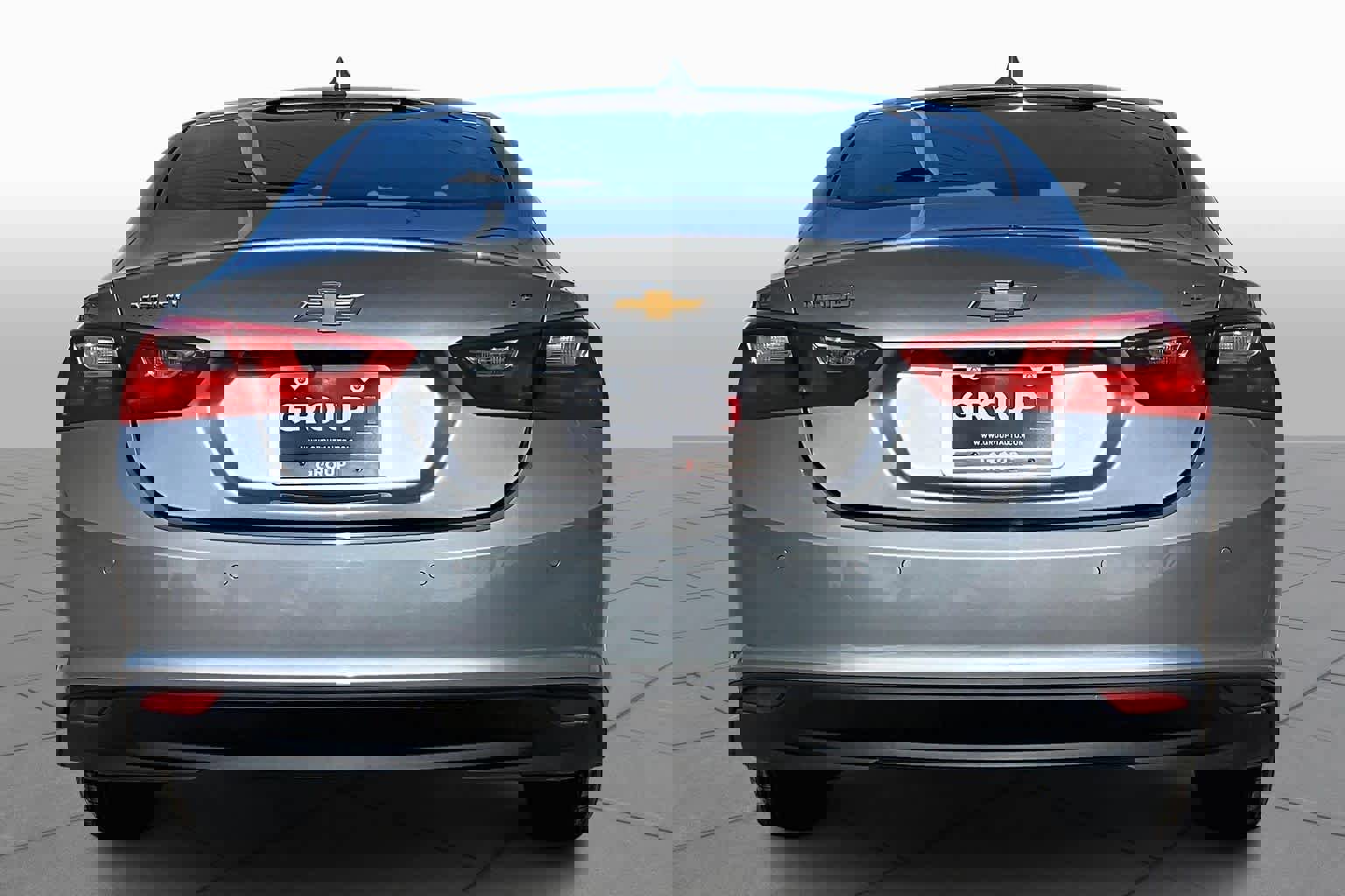 Used 2024 Chevrolet Malibu LT image 4