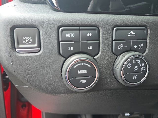 Used 2023 Chevrolet Silverado 1500 RST AWD/4WD image 30