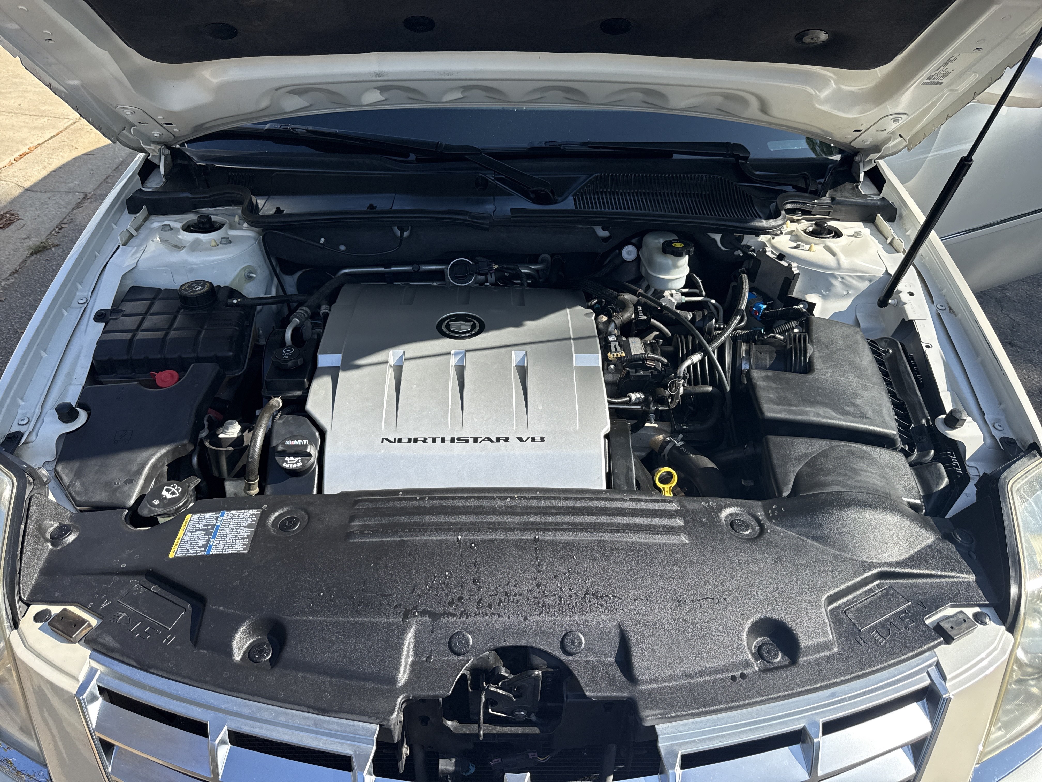 Used 2009 Cadillac DTS w/ Trunk Convenience Package FWD image 31