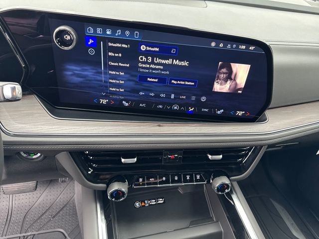 New 2026 Chevrolet Suburban LT image 17