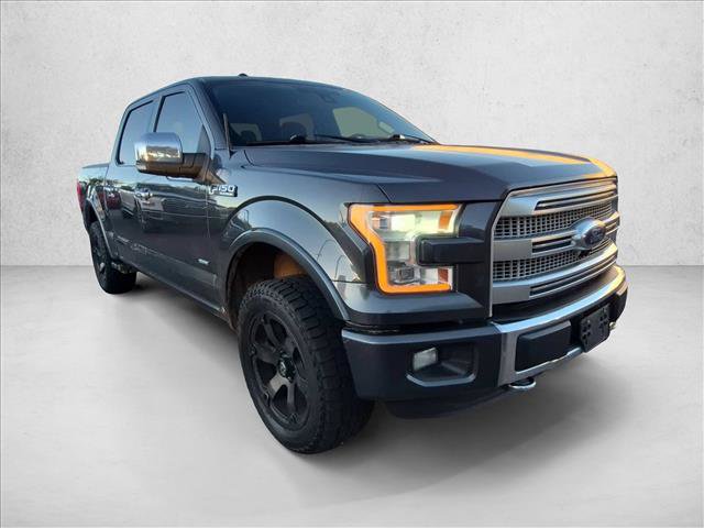 Used 2015 Ford F150 Platinum w/ Equipment Group 701A Luxury AWD/4WD image 3