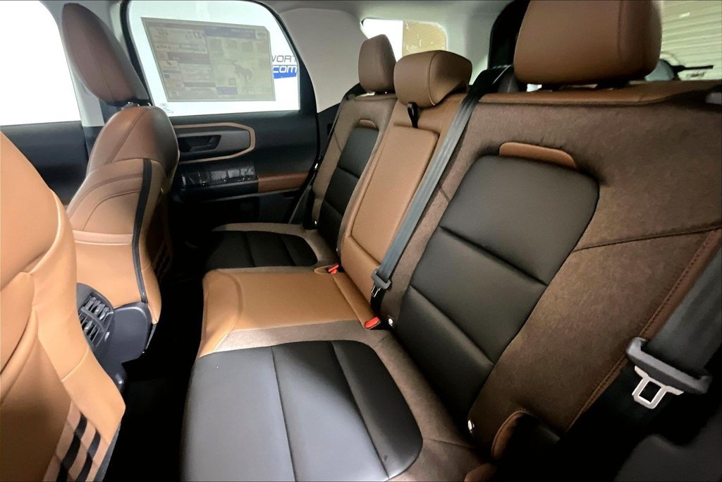 New 2026 Ford Bronco Sport Outer Banks w/ Outer Banks Tech Package+ AWD/4WD image 10