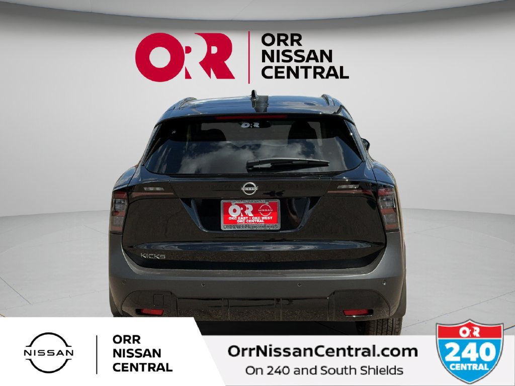 New 2027 Nissan Kicks SR FWD image 6