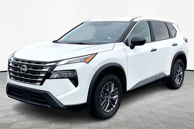 Used 2024 Nissan Rogue S video 3