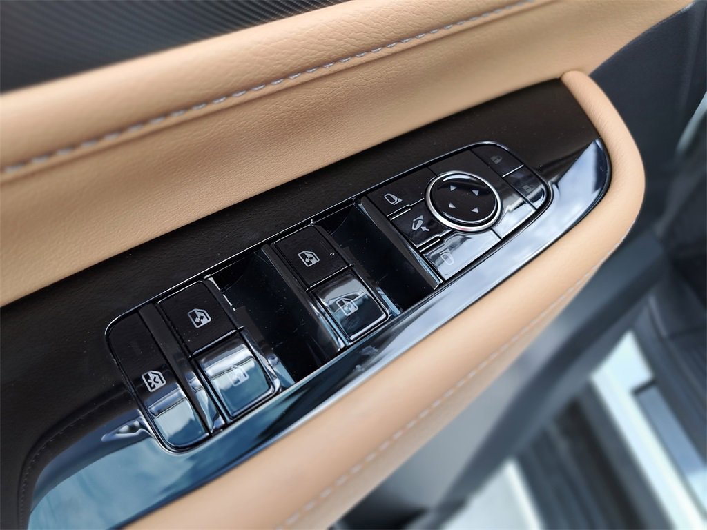 New 2026 INFINITI QX80 Luxe w/ Cargo Package image 17