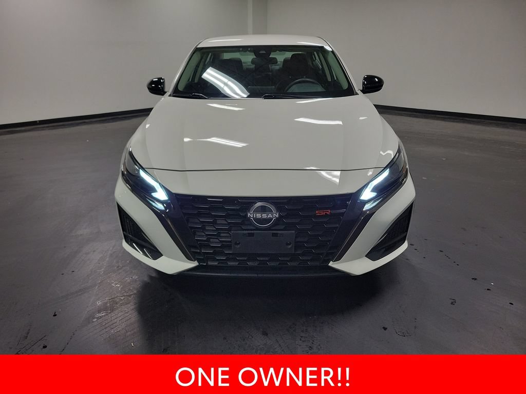 Used 2024 Nissan Altima 2.5 SR AWD/4WD image 3