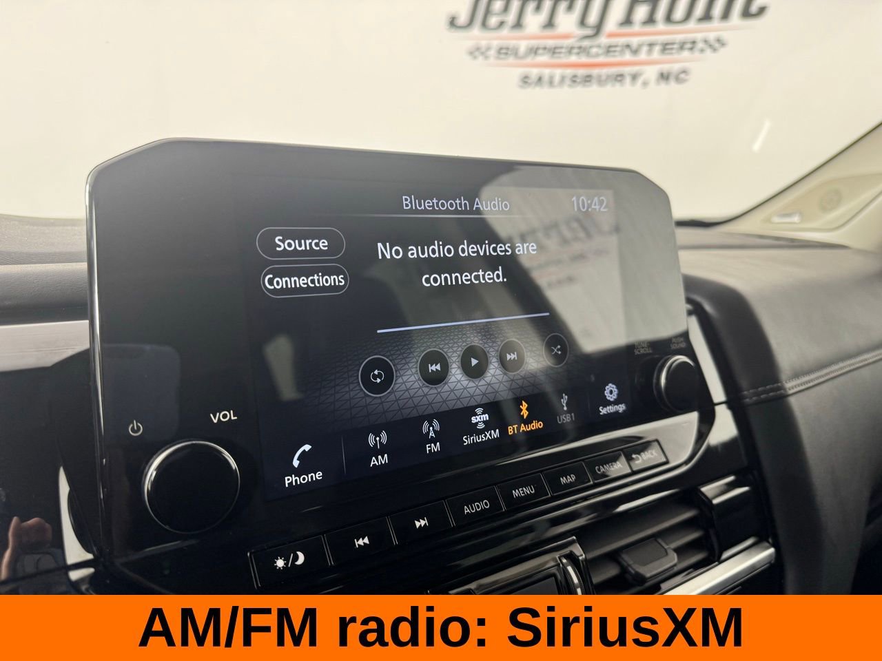 Used 2025 Nissan Pathfinder Platinum image 21