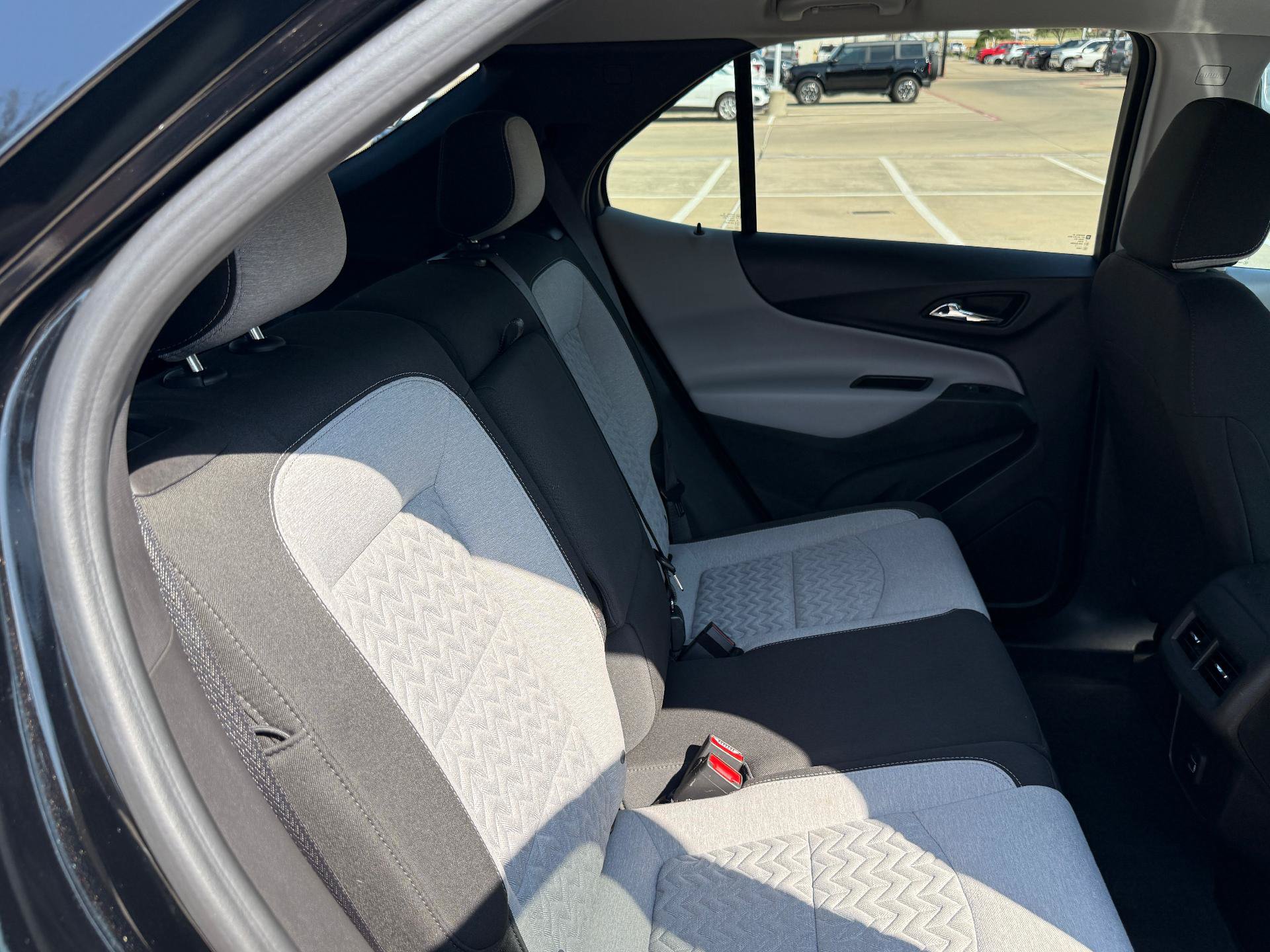 Used 2023 Chevrolet Equinox LS w/ LS Convenience Package FWD image 27