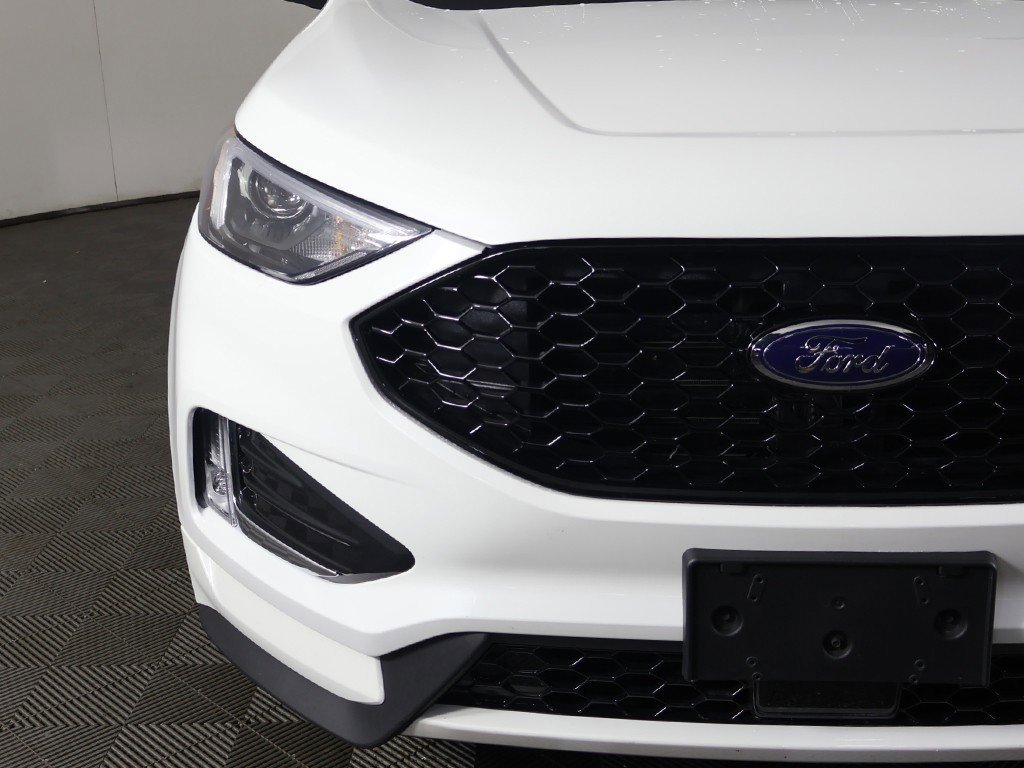 Used 2022 Ford Edge ST-Line w/ Class II Trailer Tow Package image 12