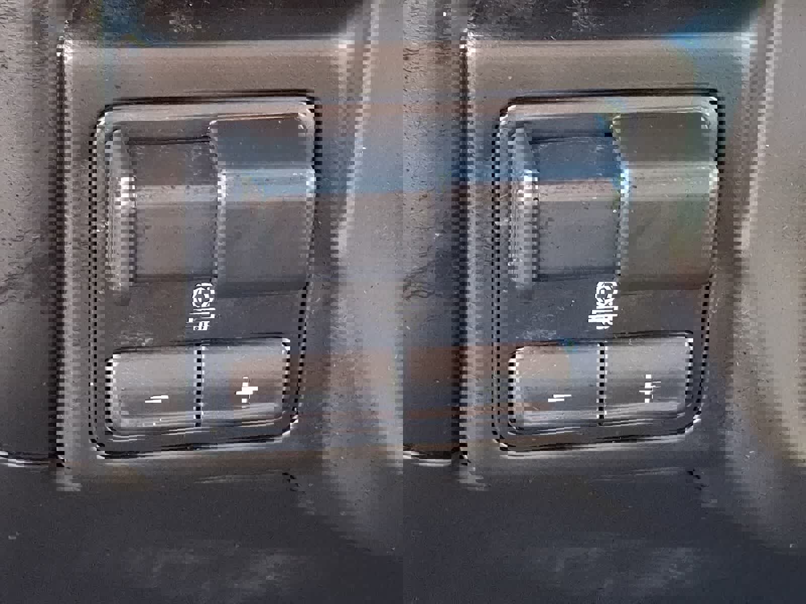 Used 2025 Chevrolet Silverado 2500 Custom w/ Custom Value Package AWD/4WD image 16