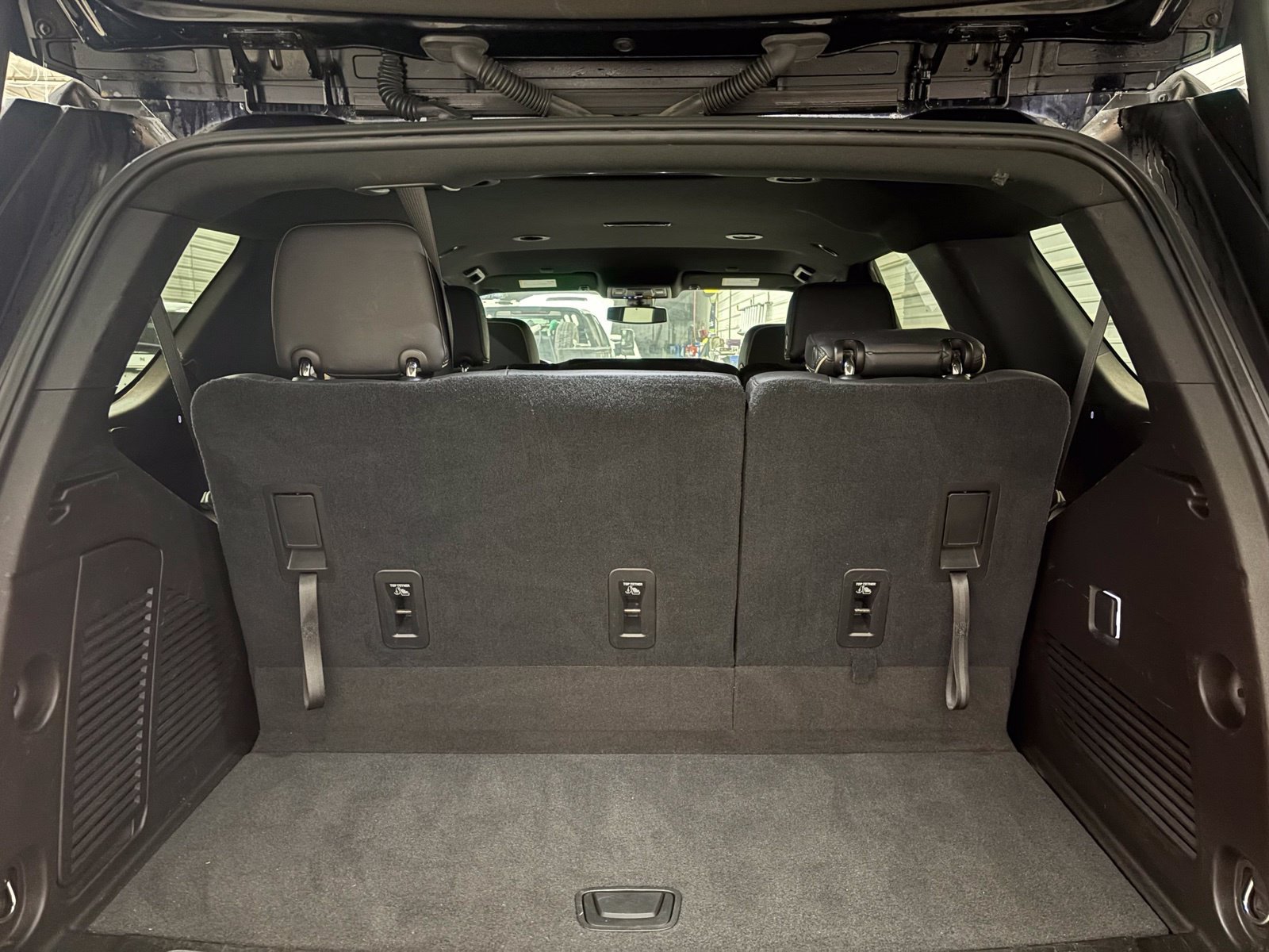 Used 2021 GMC Yukon SLT AWD/4WD image 34
