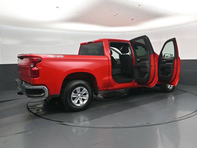 Used 2025 Chevrolet Silverado 1500 LT AWD/4WD image 45