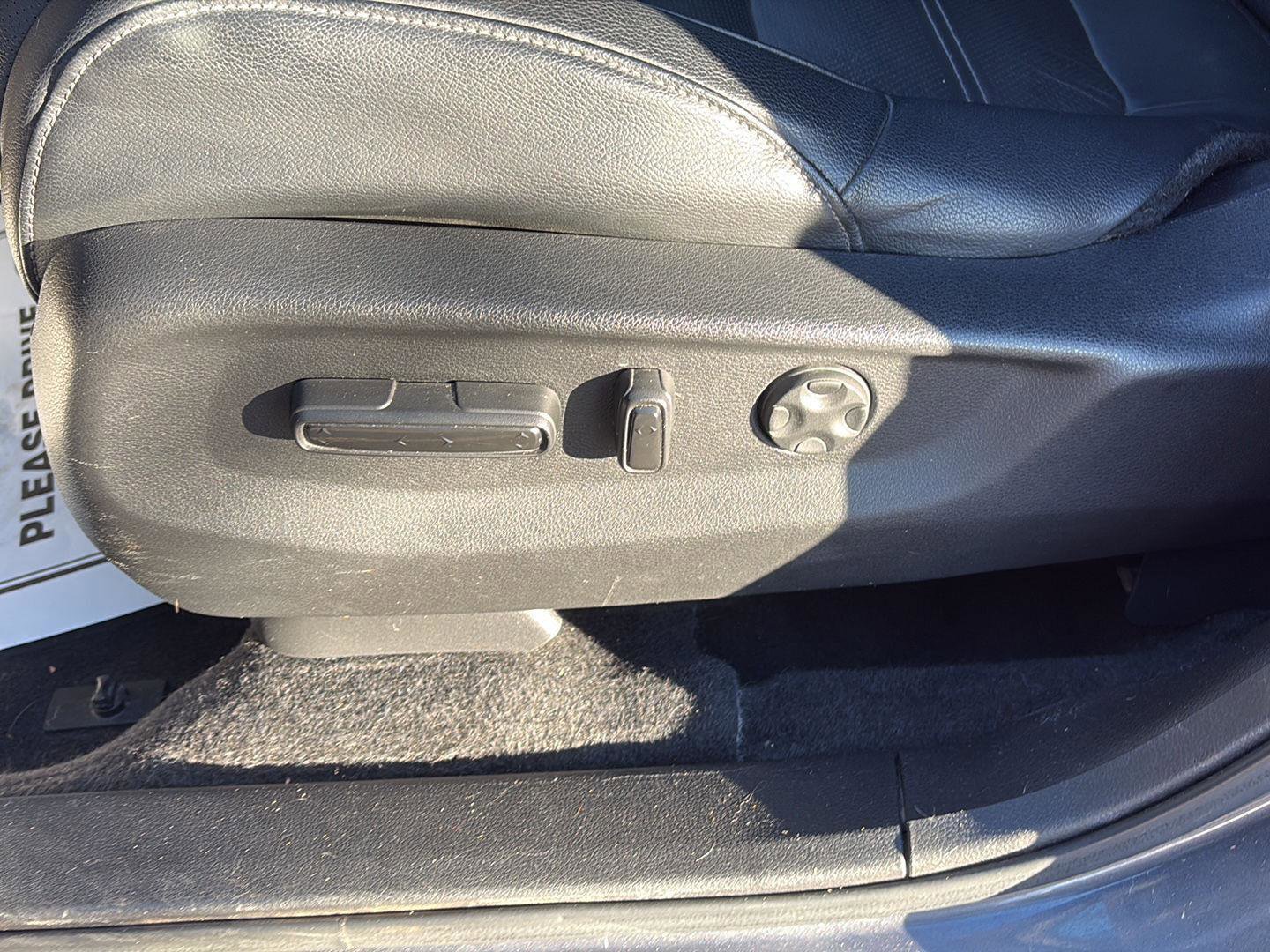 Used 2019 Honda CR-V Touring image 6