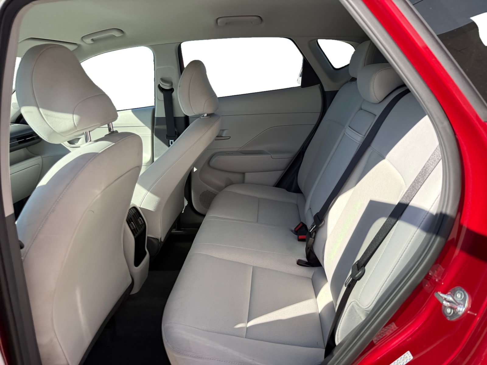 Used 2024 Hyundai Kona SEL AWD/4WD image 16