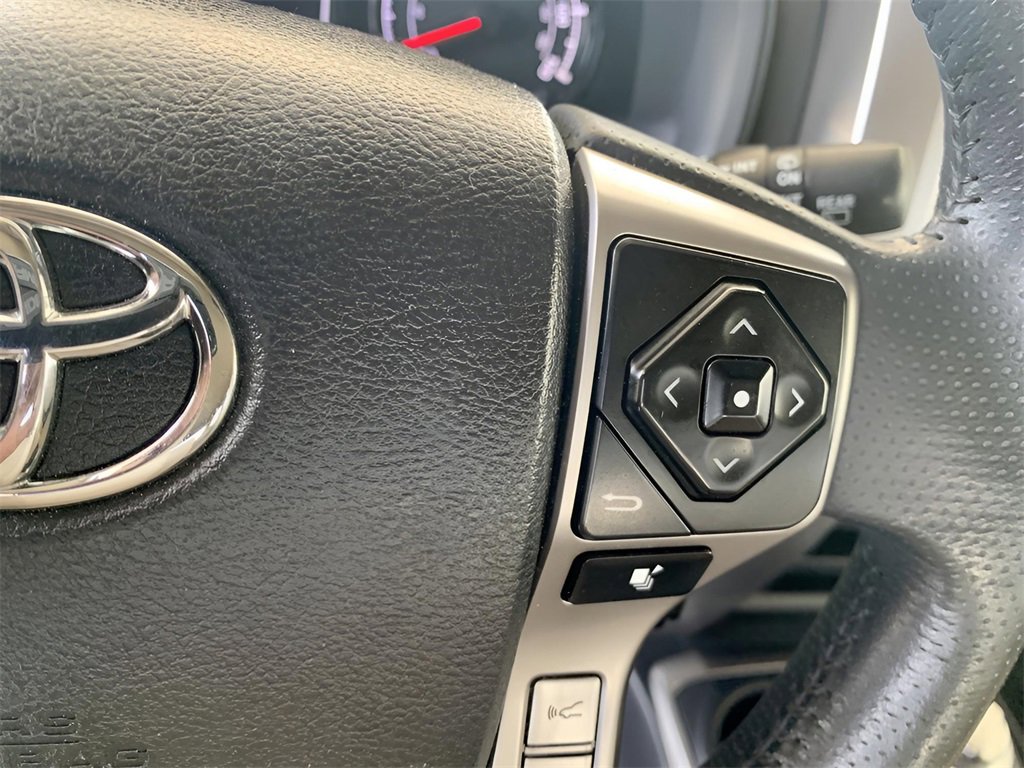 Used 2022 Toyota 4Runner SR5 Premium image 32