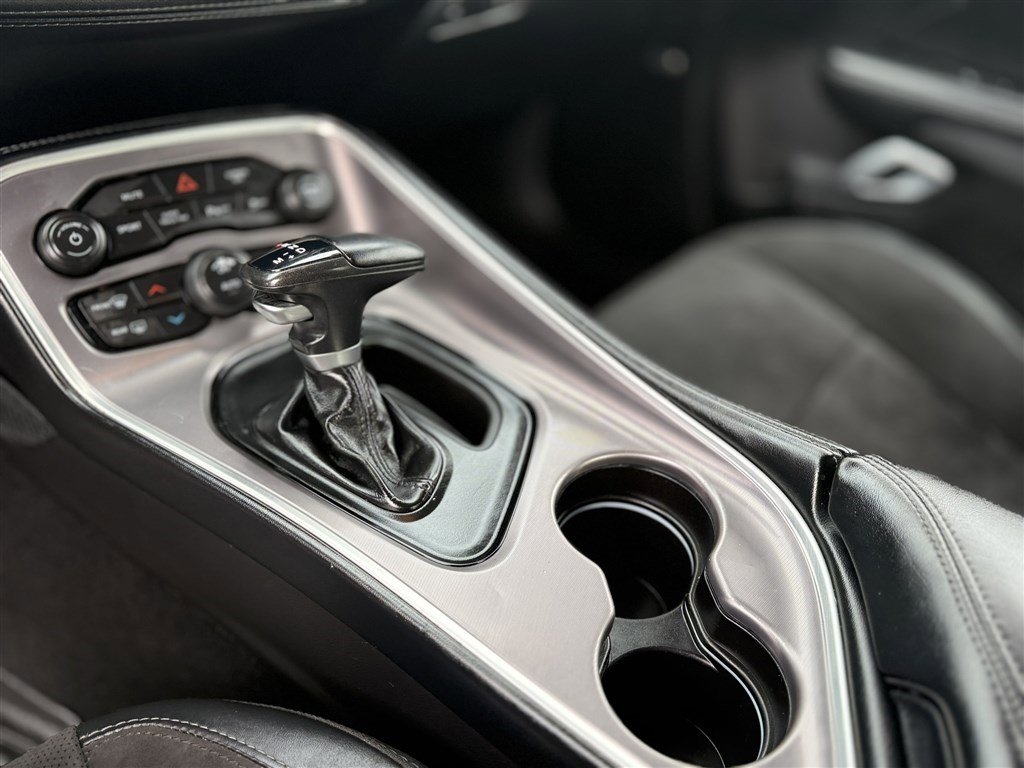 Used 2022 Dodge Challenger R/T w/ Plus Package image 30