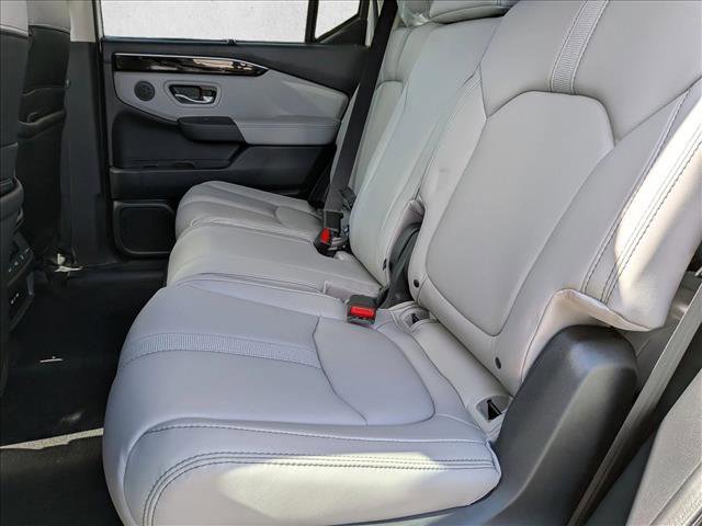 New 2025 Honda Pilot Touring image 14