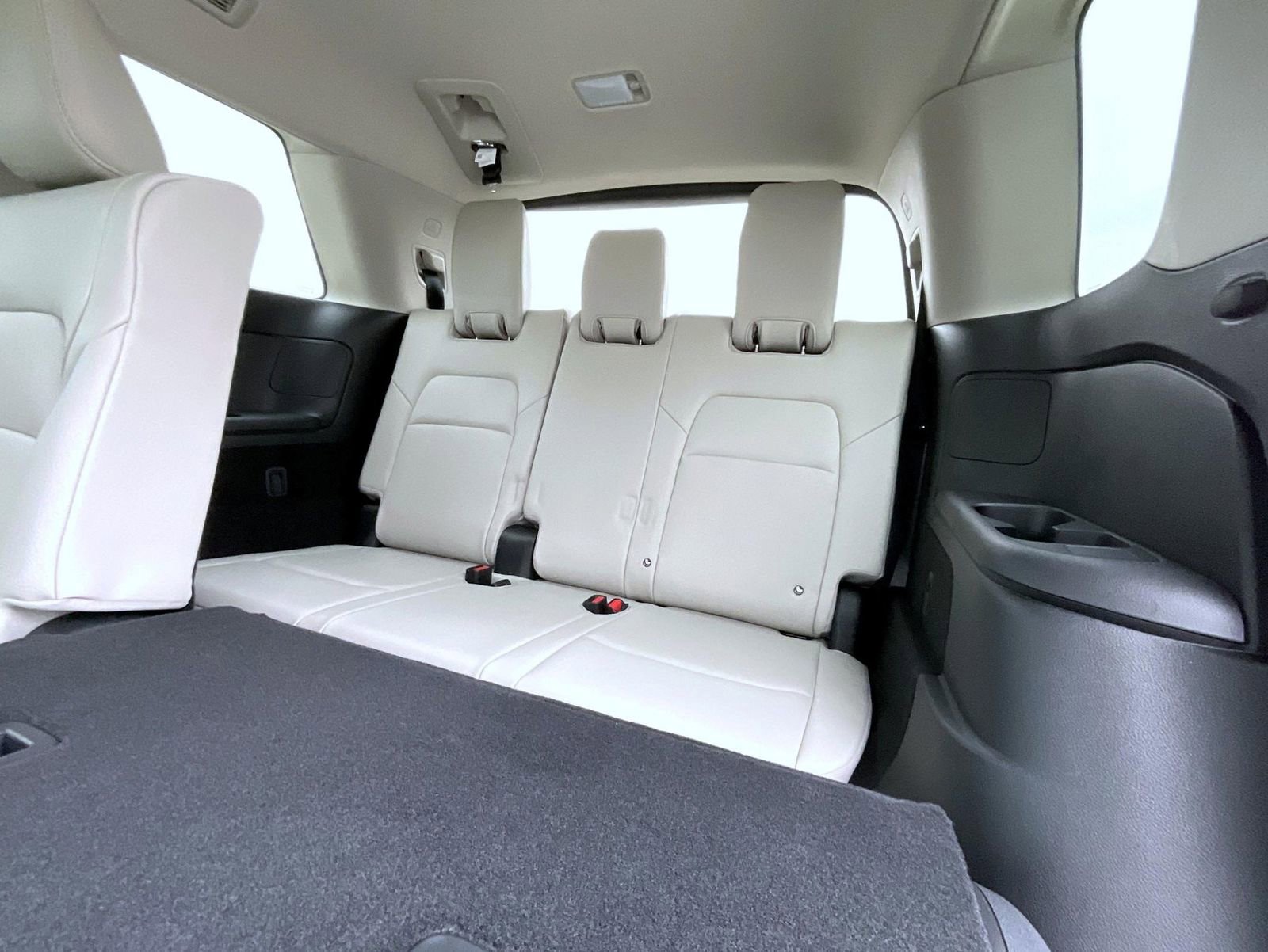 New 2026 Nissan Pathfinder SL image 12