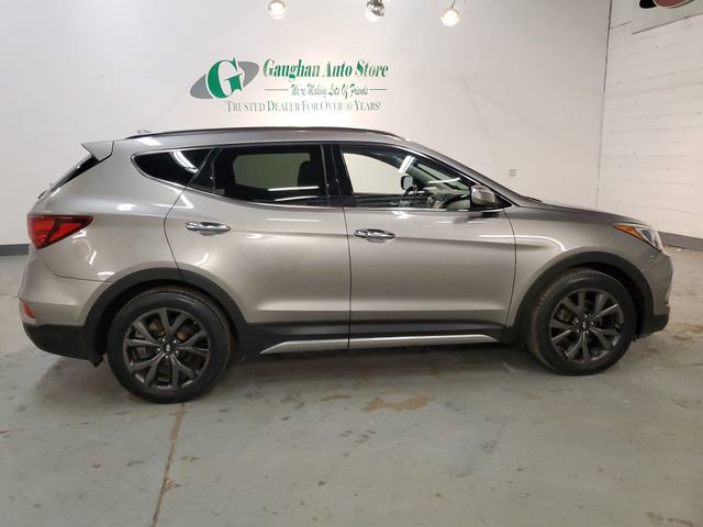 Used 2018 Hyundai Santa Fe Sport w/ 2.0T Ultimate Tech Package 05 AWD/4WD image 7