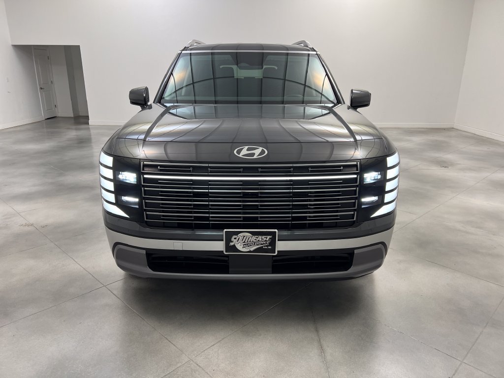 Used 2026 Hyundai Palisade SEL FWD image 3