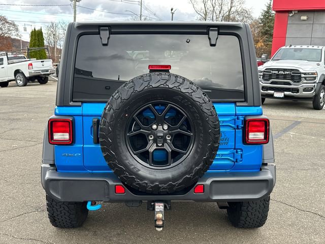 Used 2024 Jeep Wrangler Unlimited image 3