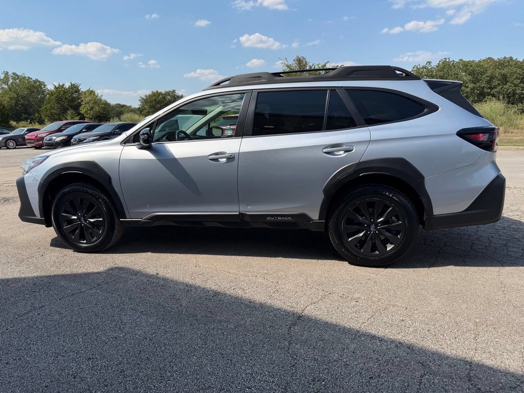 Used 2023 Subaru Outback Onyx Edition AWD/4WD image 8