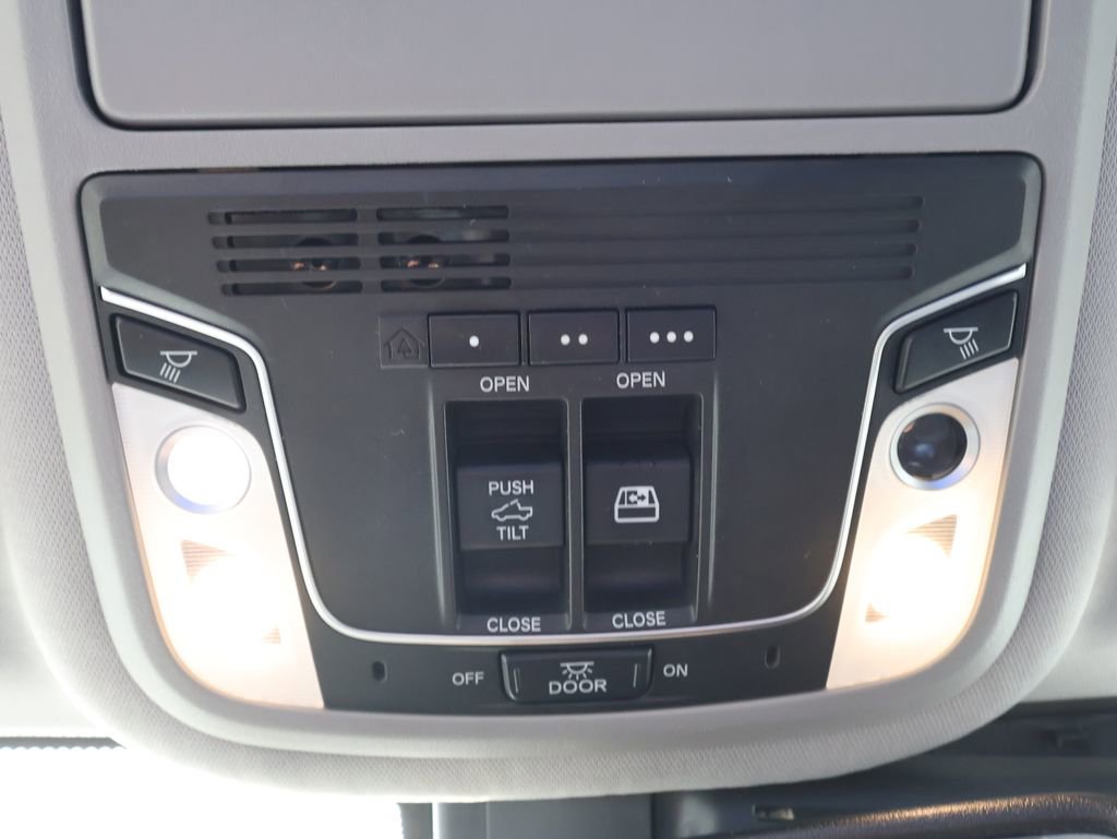 Used 2017 Honda Ridgeline RTL-E image 29