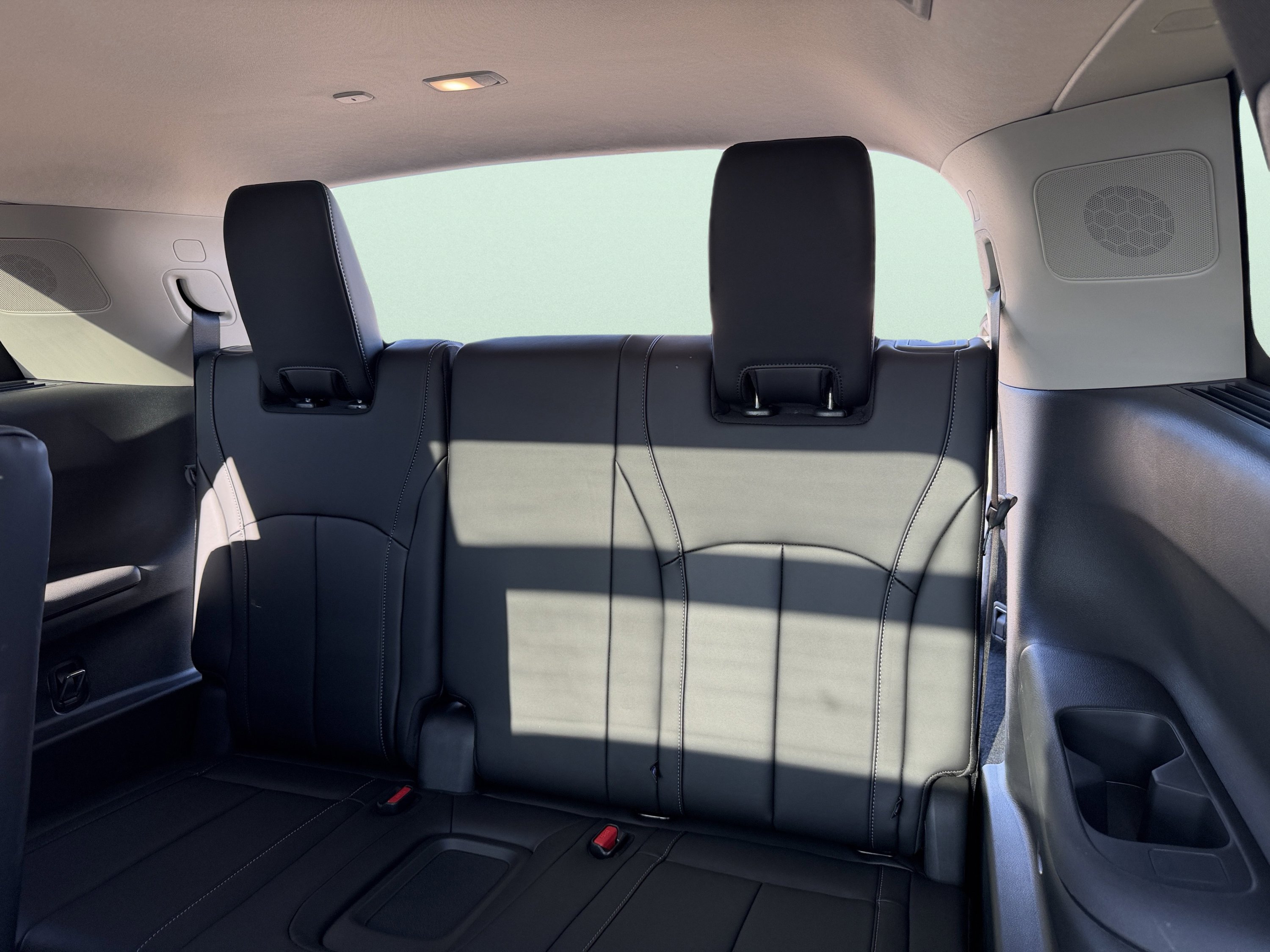 Used 2025 INFINITI QX60 Luxe FWD image 36