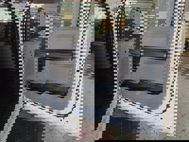 Used 2019 Ford F350 XLT w/ XLT Value Package image 11