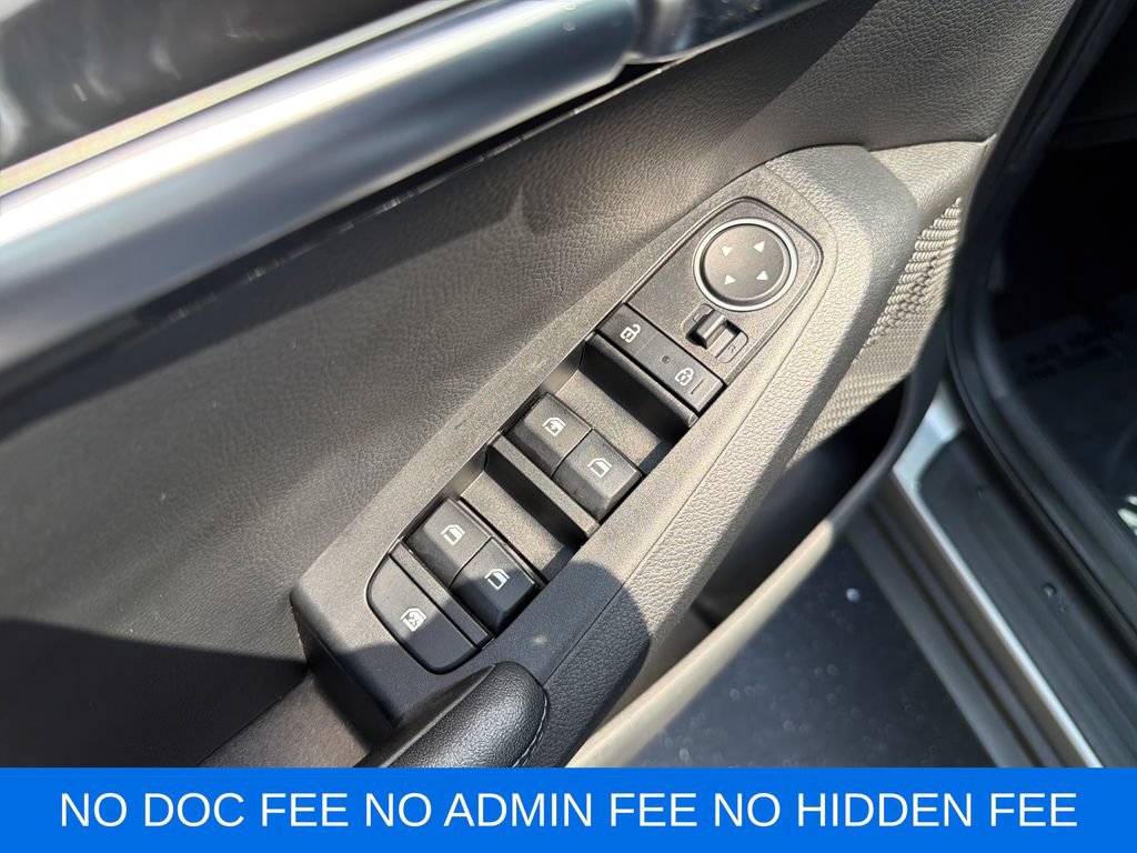 Used 2021 Kia Seltos S FWD image 13