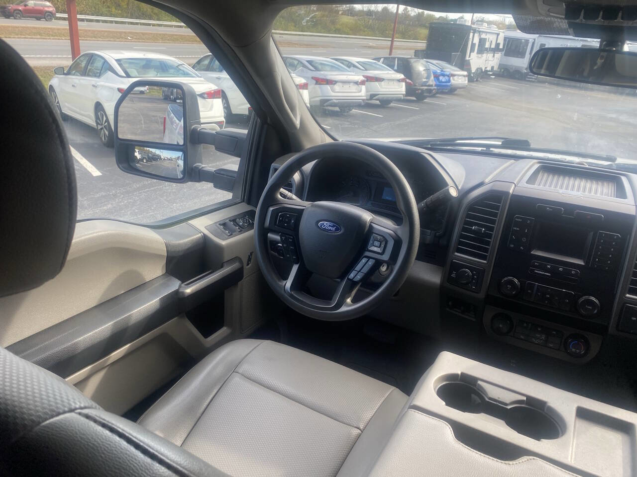 Used 2022 Ford F250 XL w/ Power Equipment Group image 24