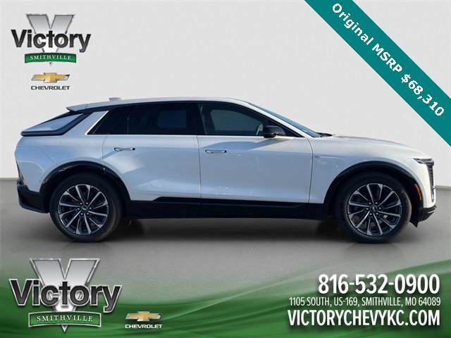 Used 2024 Cadillac Lyriq Sport w/ LPO, Floor Liner Package image 7