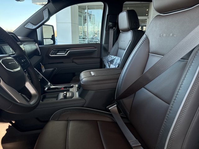 New 2026 GMC Sierra 2500 Denali w/ Denali Reserve Package image 5