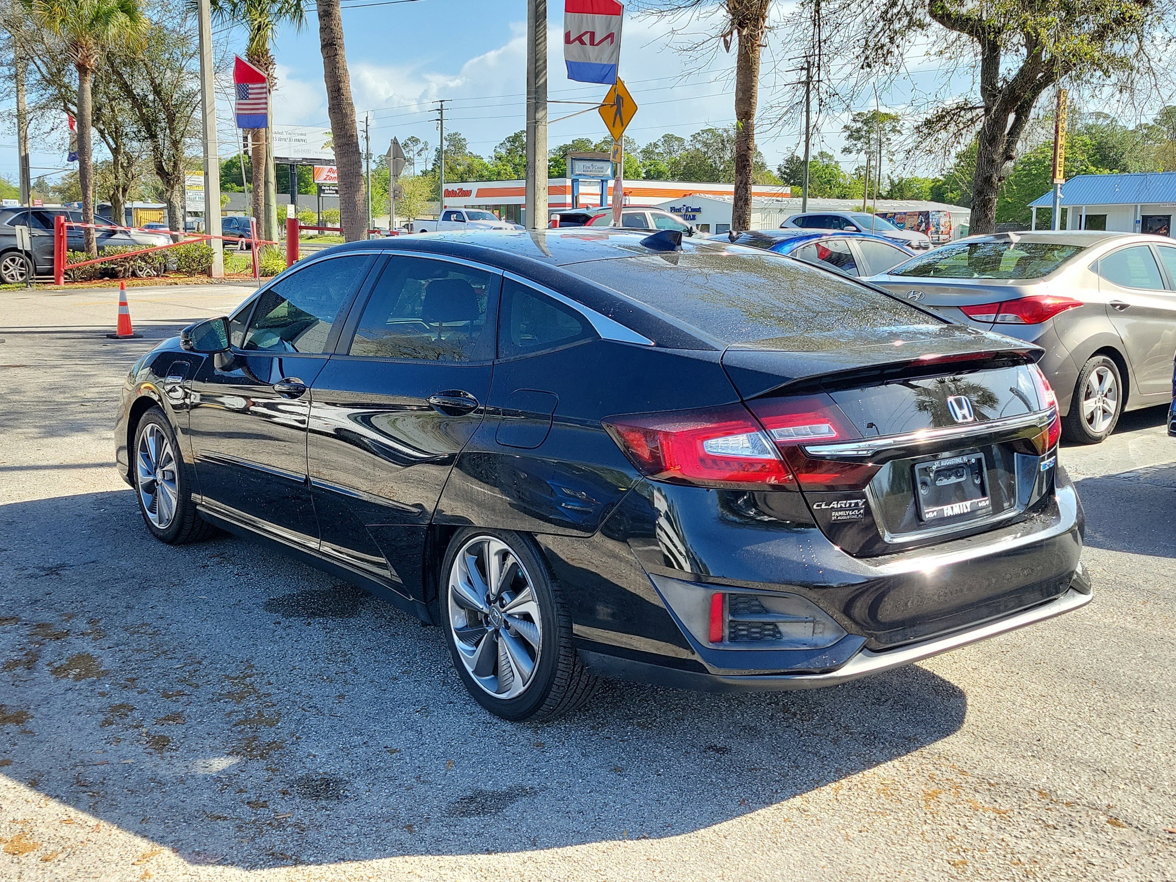 Used 2018 Honda Clarity Plug-In Hybrid image 4