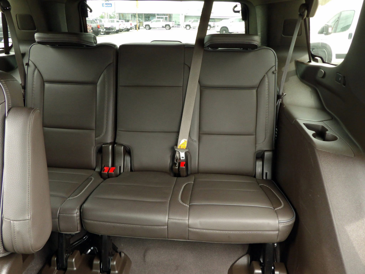 Used 2021 GMC Yukon Denali w/ Denali Premium Package image 35