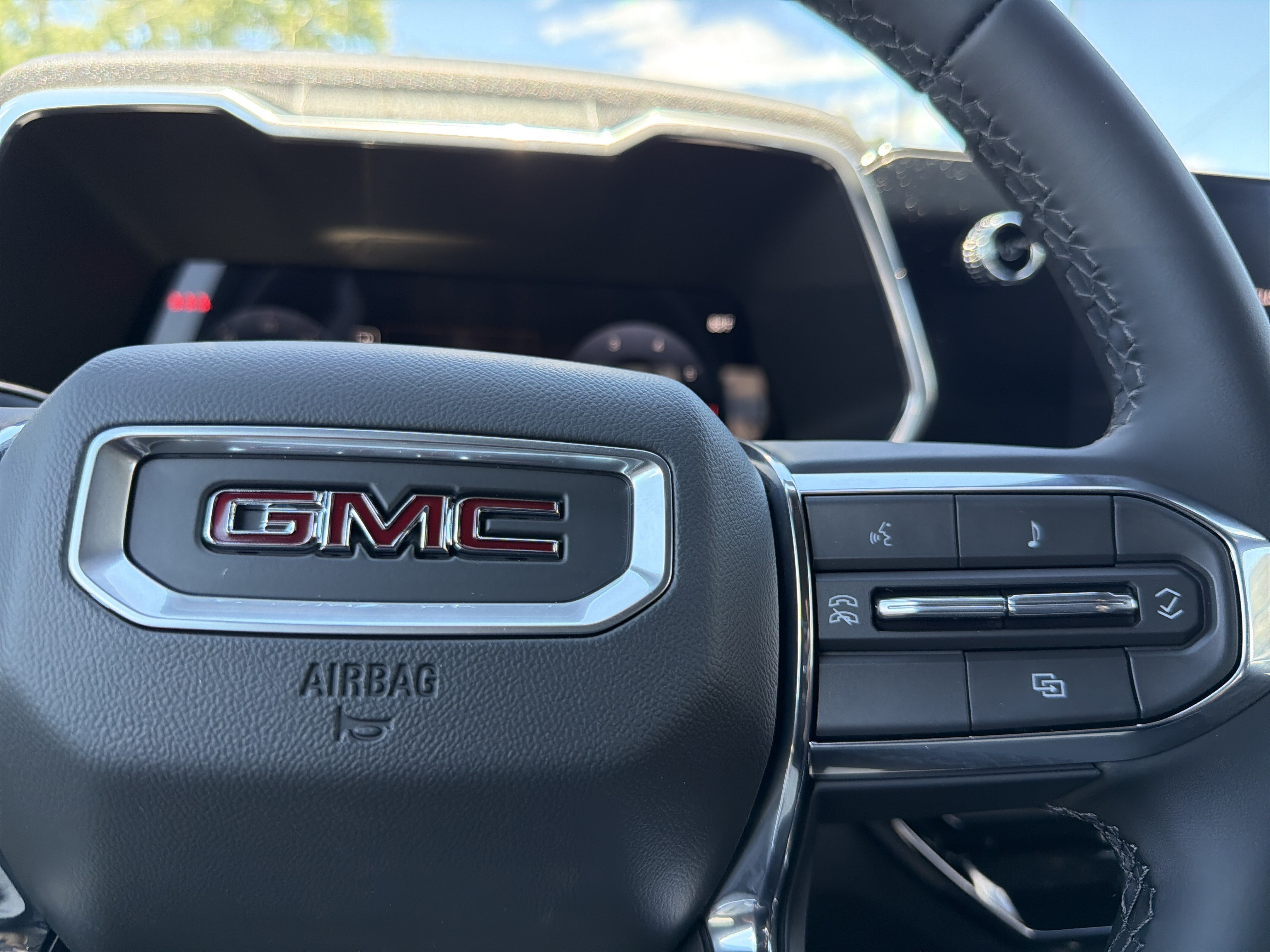 New 2026 GMC Canyon Elevation w/ Convenience Package RWD image 29