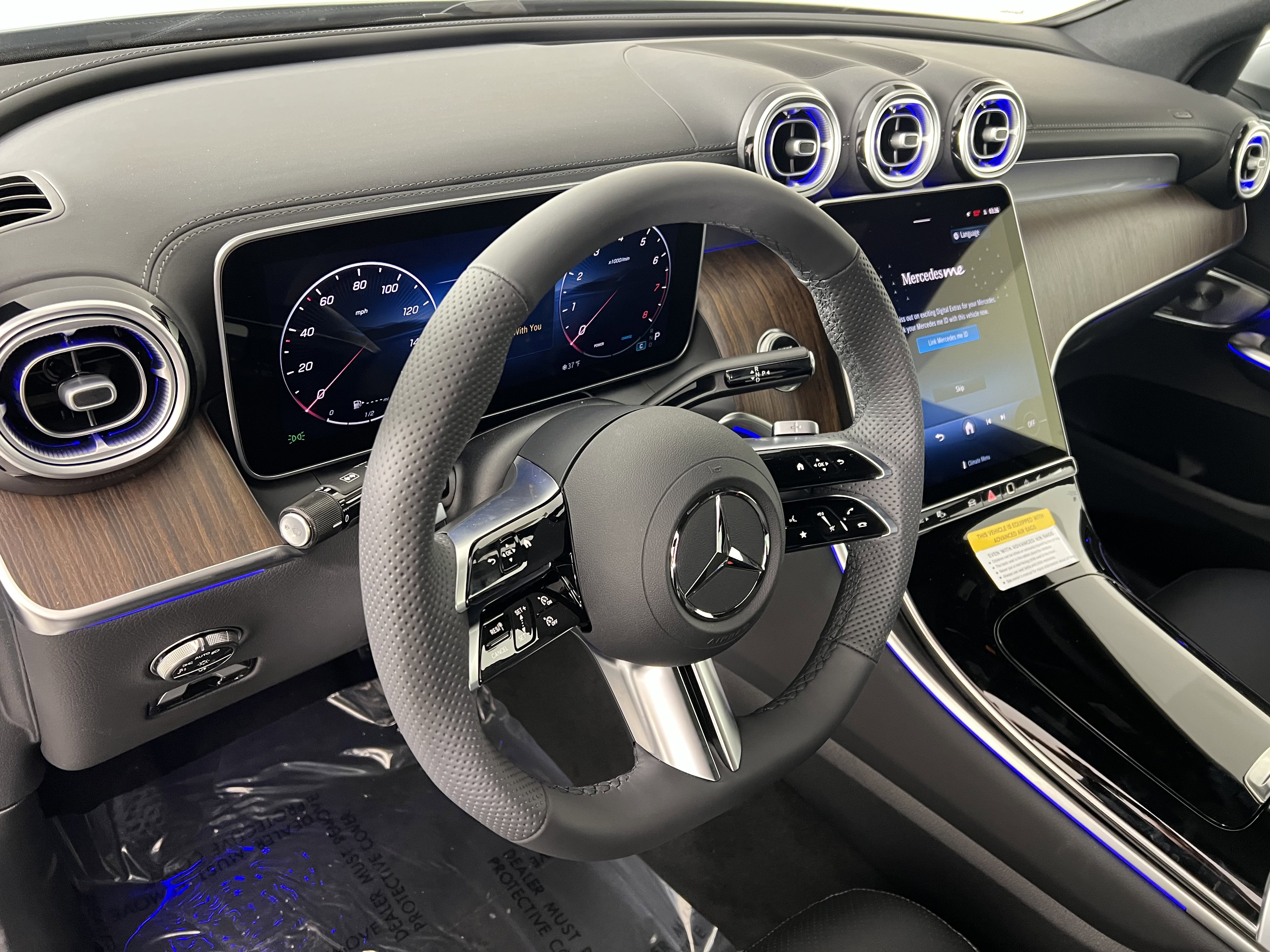 New 2026 Mercedes-Benz GLC 300 4MATIC image 18