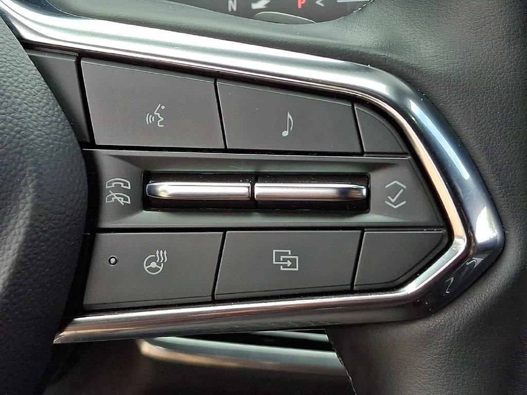 Used 2025 Chevrolet Equinox LT AWD/4WD image 21