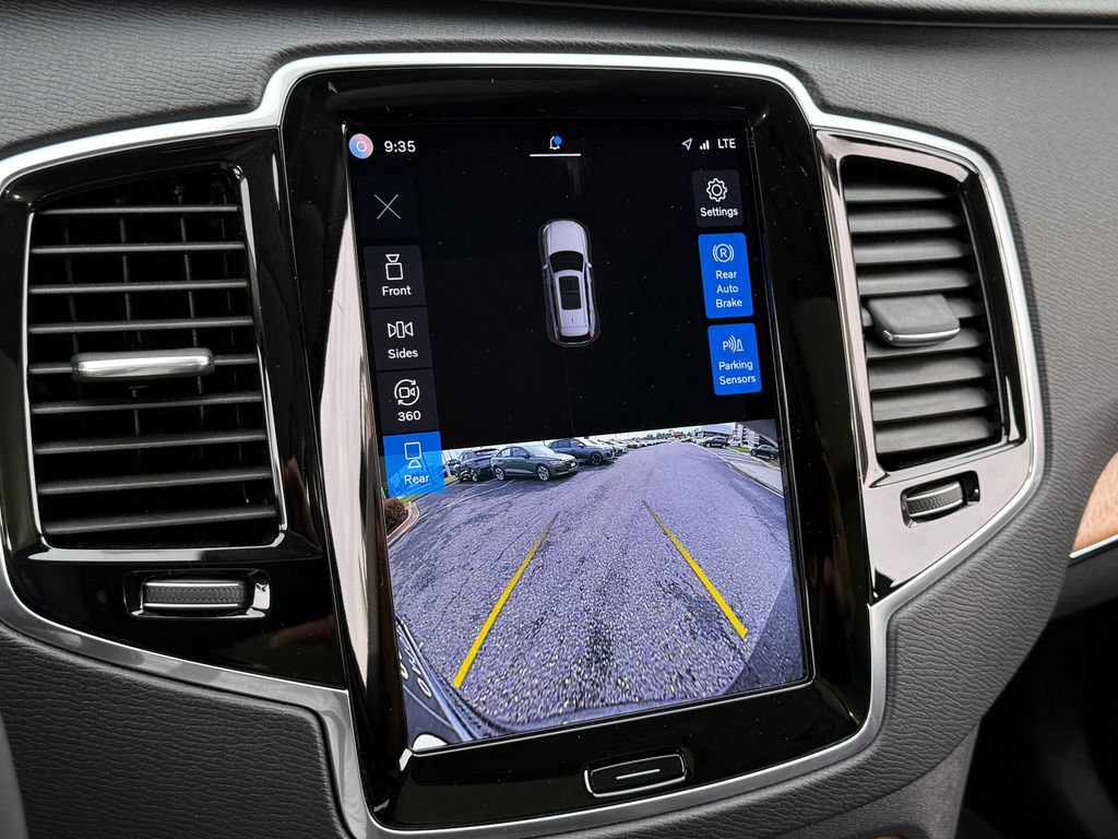 Certified 2023 Volvo XC90 B6 Plus w/ Protection Package Premier AWD/4WD image 34