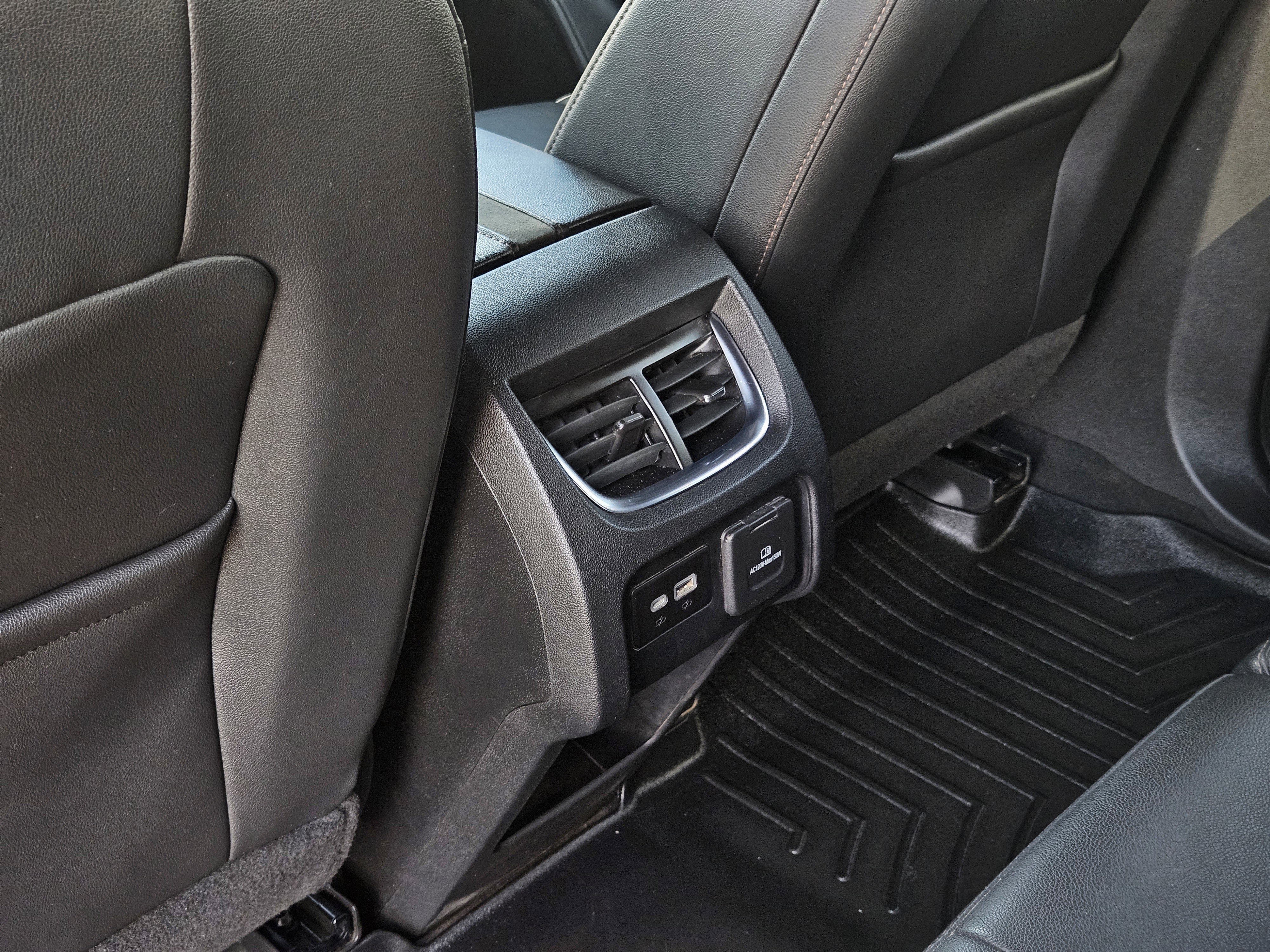 Used 2022 Chevrolet Blazer Premier w/ Enhanced Convenience Package FWD image 24