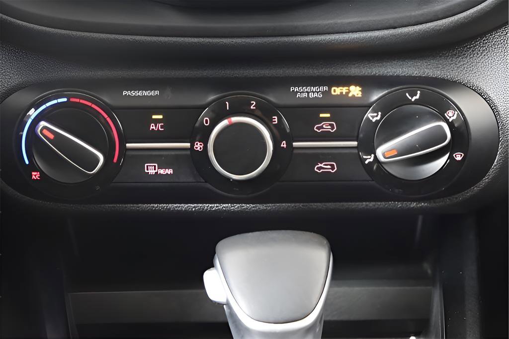 Used 2021 Kia Soul GT-Line image 25